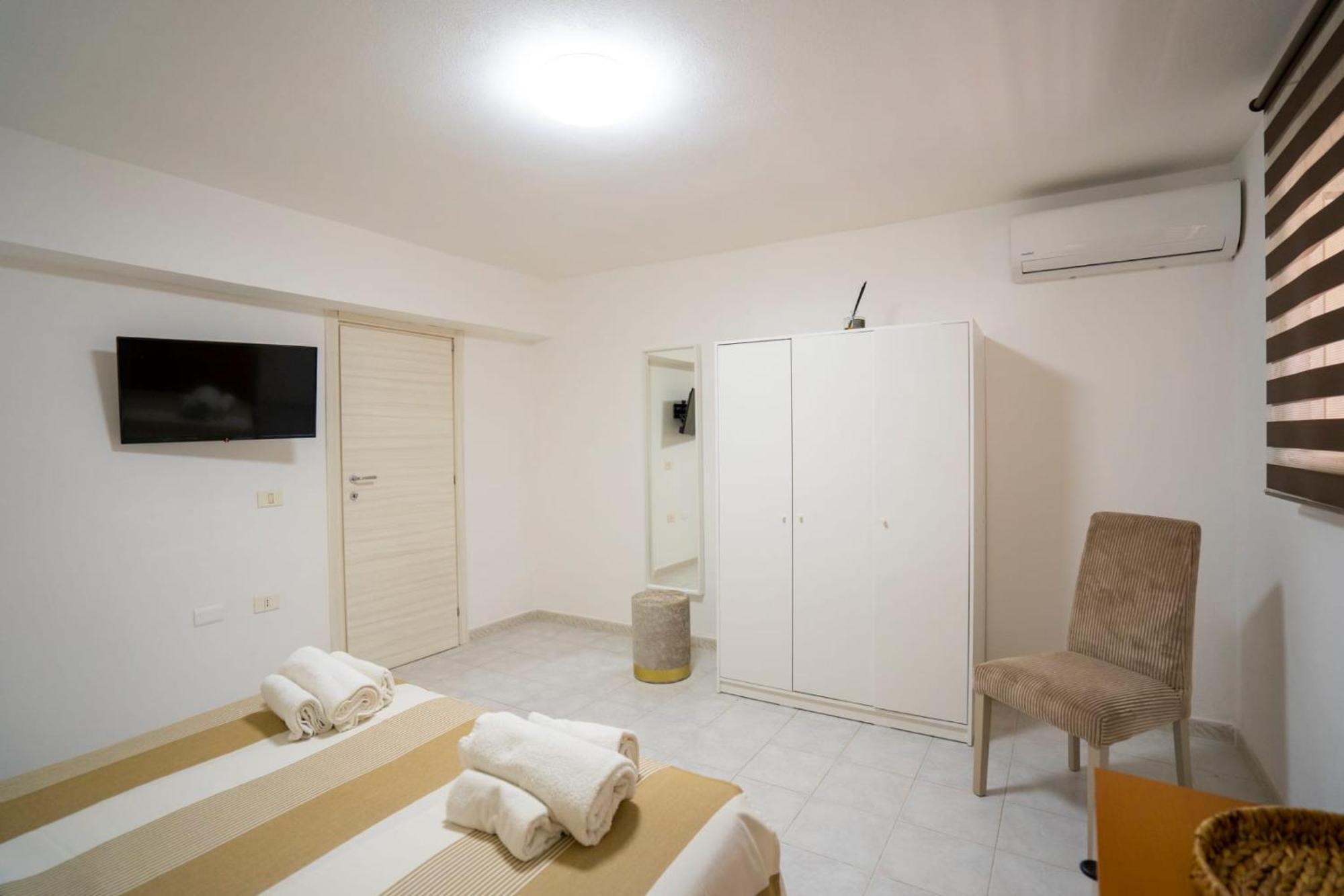 Goriziana Garden Home โตรเปอา ภายนอก รูปภาพ